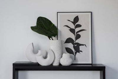 Style a Side Table like a Pro with these 8 tips!