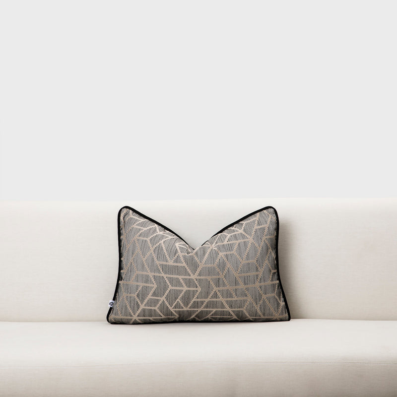 400 x 600 Loge Scatter Cushion Cover